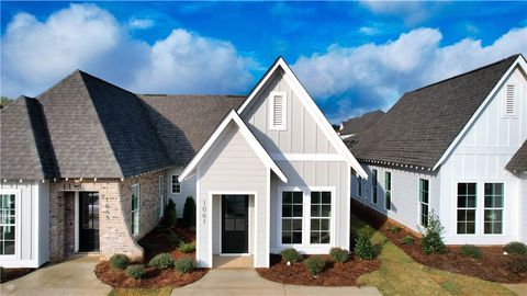 40 FOREST Lane Opelika AL 36801