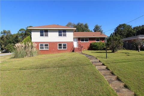 608 MCLURE Avenue Opelika AL 36801