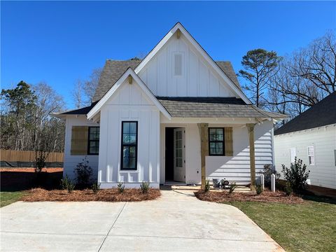 Photo of 1099 WOODLAND Lane, Opelika, AL 36801 (MLS # 177476)