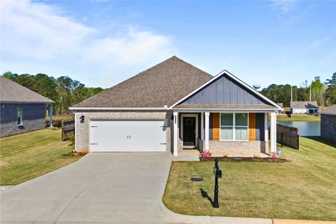 Photo of 2519 FARMVILLE LAKES Drive, Auburn, AL 36830 (MLS # 179742)