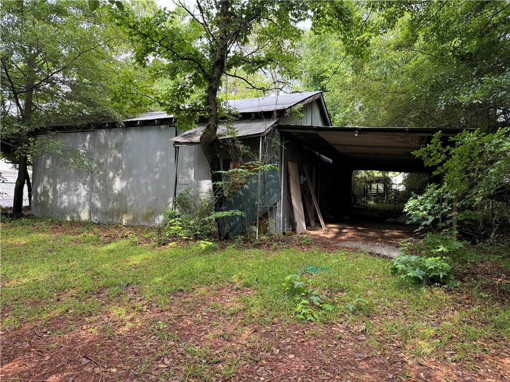 1712 FREDERICK Road