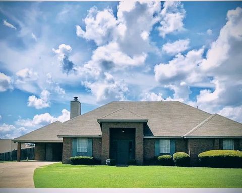 Photo of 3624 FARMFIELD Lane, Montgomery, AL 36116 (MLS # 177772)