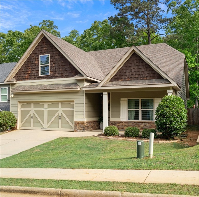 Auburn, Alabama 36832, United States, 3 Bedrooms Bedrooms, ,3 BathroomsBathrooms,Residential,Pending,124082