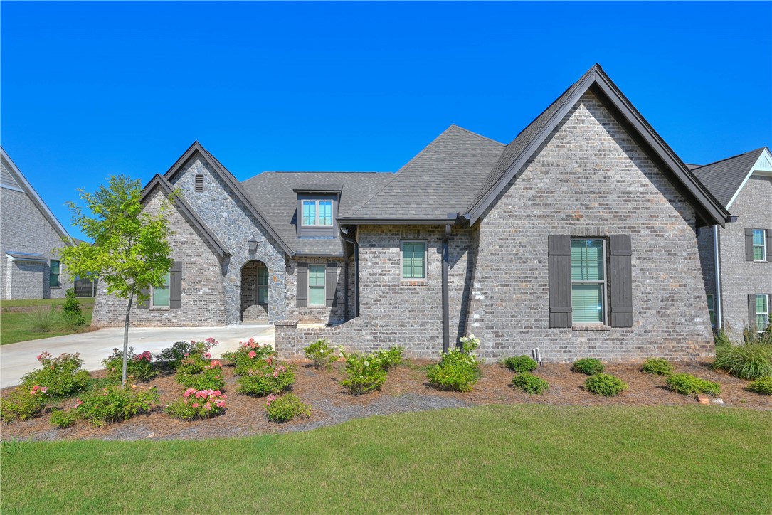 1637 JAMES BURT Parkway