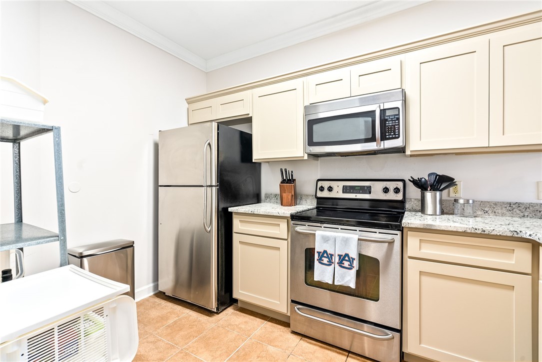 607 W GLENN Avenue 211