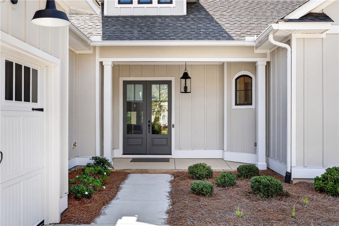 3006 NATIONAL VILLAGE Parkway