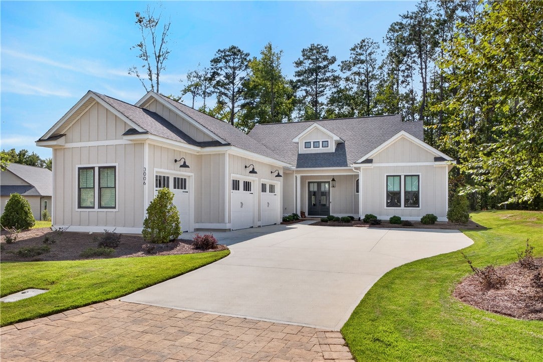 3006 NATIONAL VILLAGE Parkway