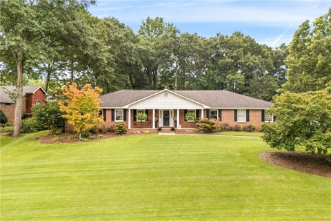 Photo of 503 WINTERBURN Avenue, Opelika, AL 36081 (MLS # 181159)
