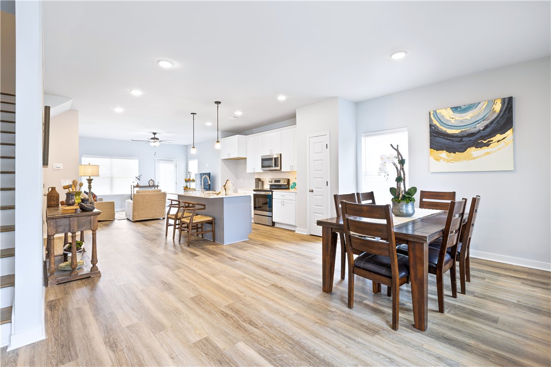 2127 COBBLESTONE Drive 10