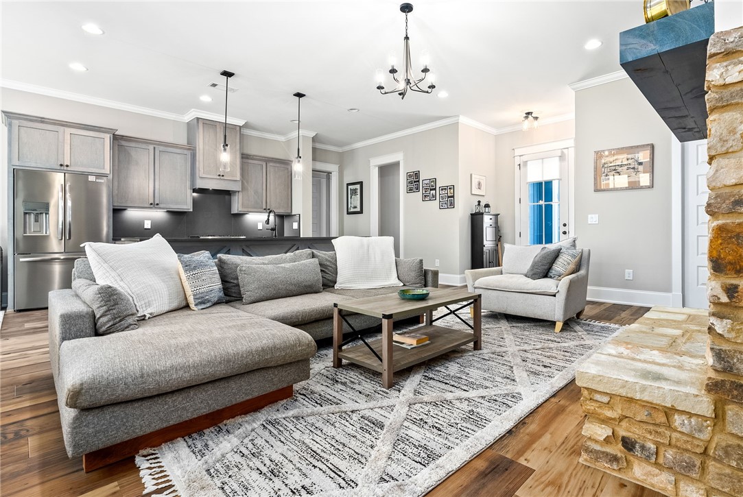 3290 EAGLE Trail