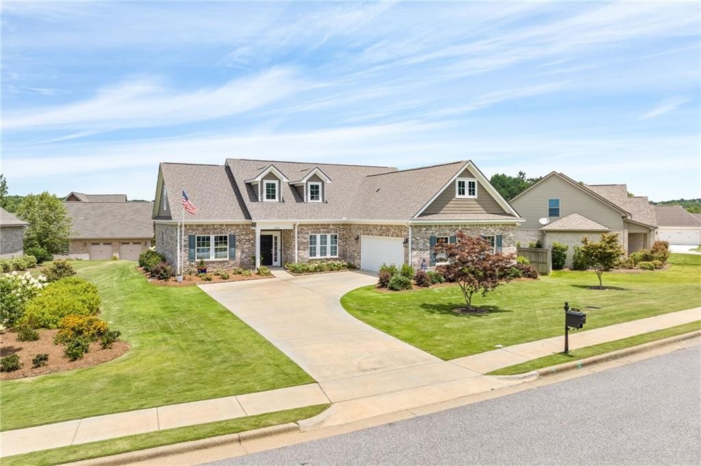 453 MONTICELLO Drive