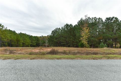 Photo of 288 LEE ROAD 2128, Valley, AL 36854 (MLS # 177721)