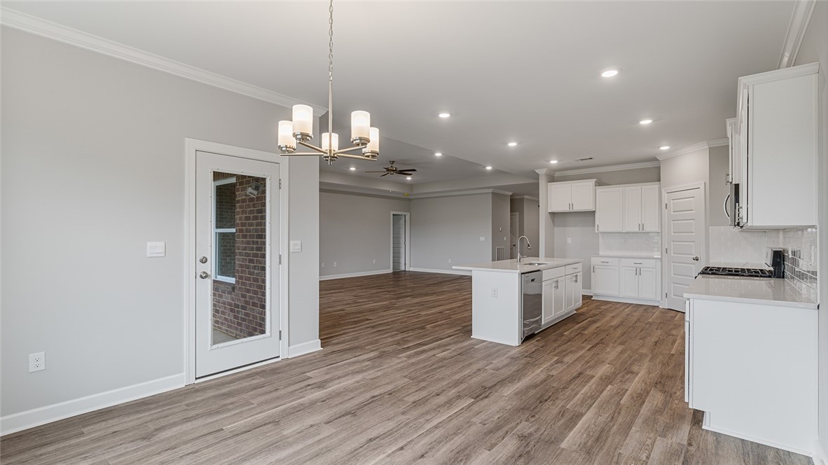 2194 BLUEBIRD Drive