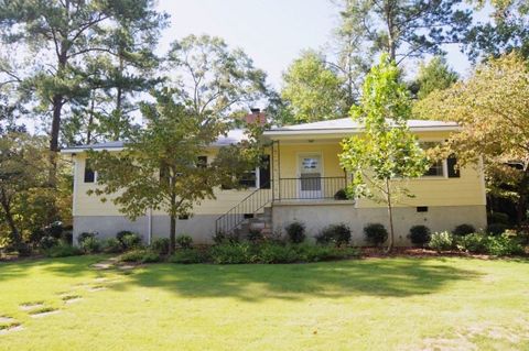 Photo of 650 AUBURN Drive, Auburn, AL 36830 (MLS # 178745)
