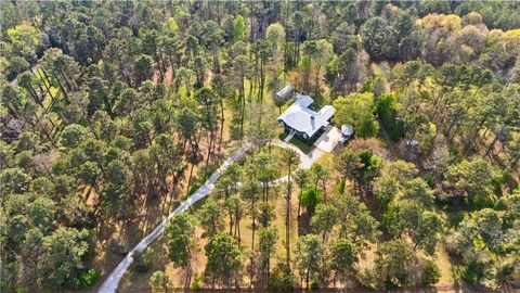 Photo of 2117 COUNTY ROAD 16, Lafayette, AL 36862 (MLS # 179733)