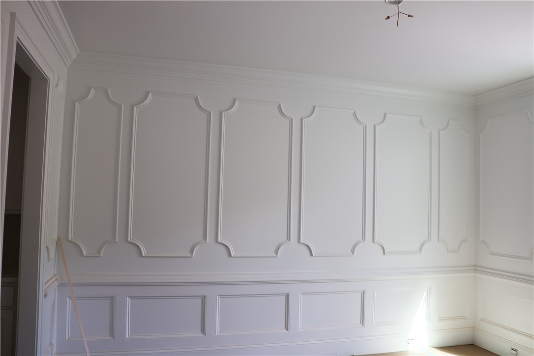 2049 ARROWHEAD Avenue