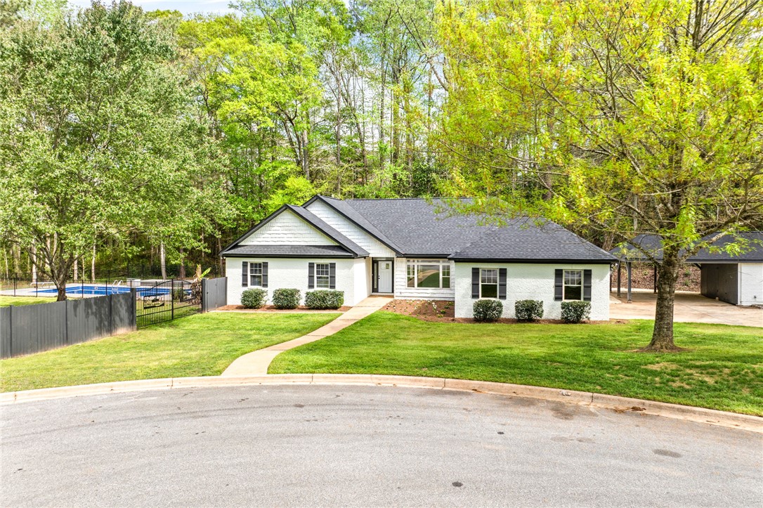 1201 MOCKINGBIRD Lane
