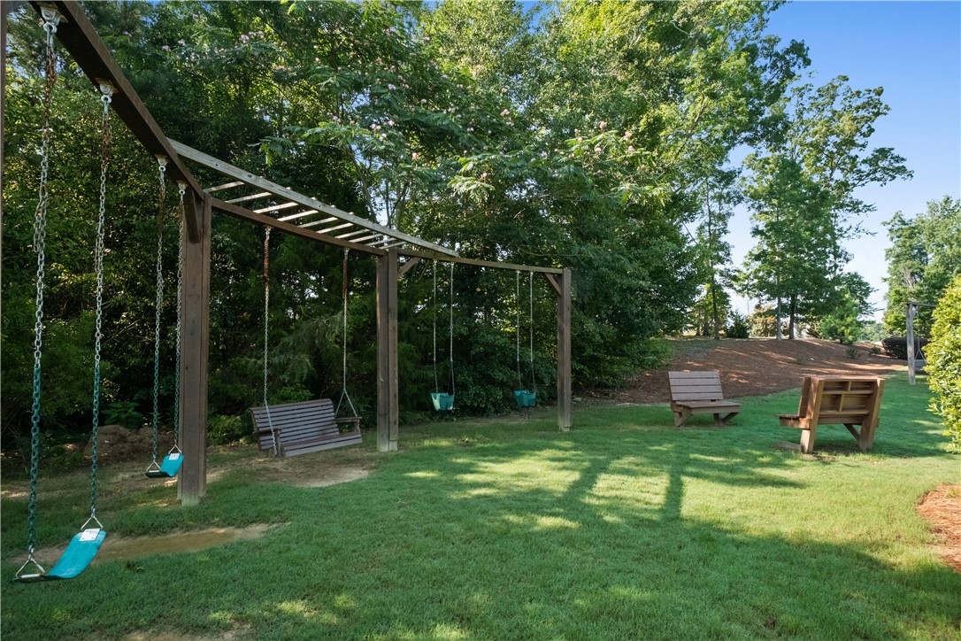 Opelika, Alabama 36804, United States, 3 Bedrooms Bedrooms, ,2 BathroomsBathrooms,Residential,Active,162796