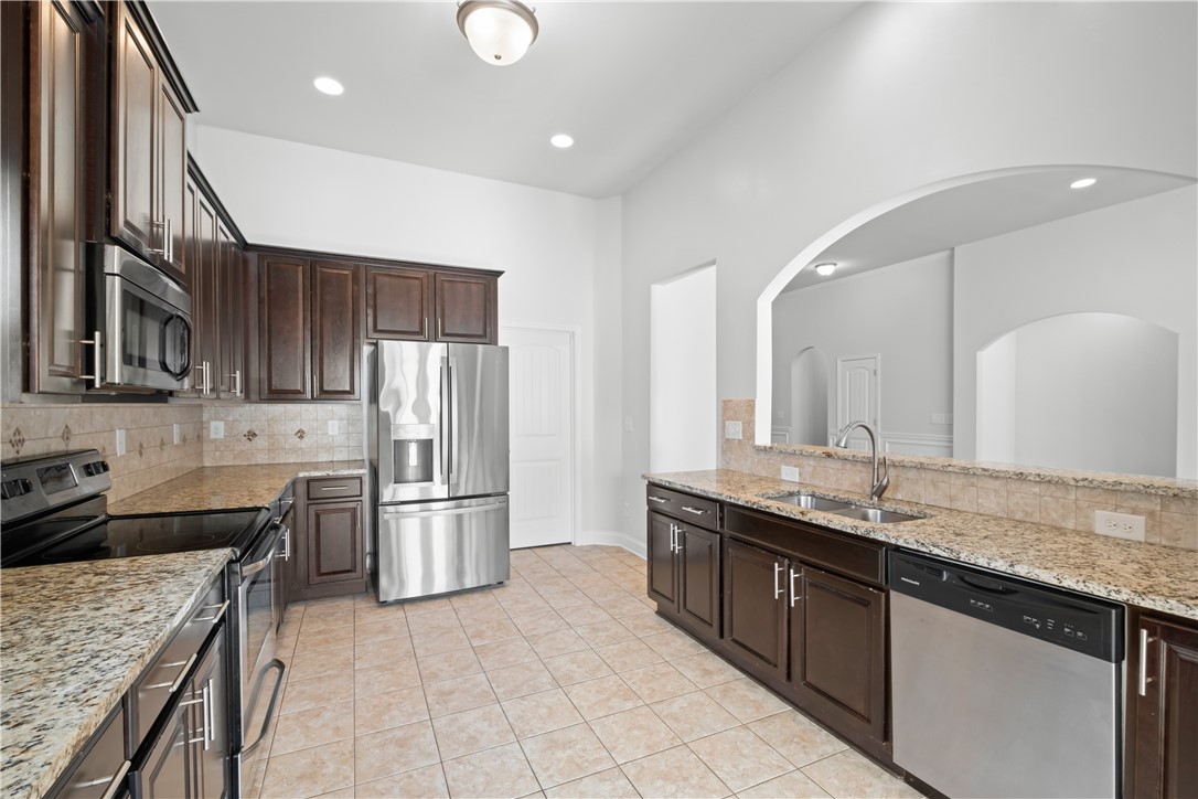 Opelika, Alabama 36804, United States, 3 Bedrooms Bedrooms, ,2 BathroomsBathrooms,Residential,Active,162796