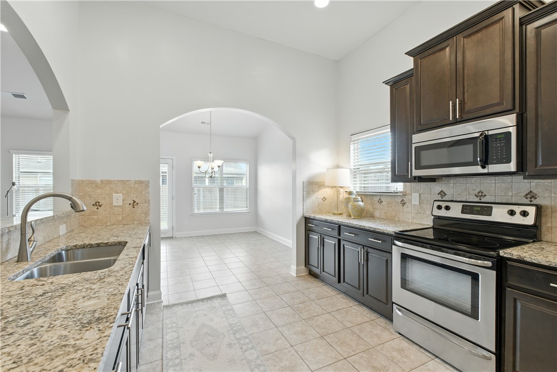 Opelika, Alabama 36804, United States, 3 Bedrooms Bedrooms, ,2 BathroomsBathrooms,Residential,Active,162796