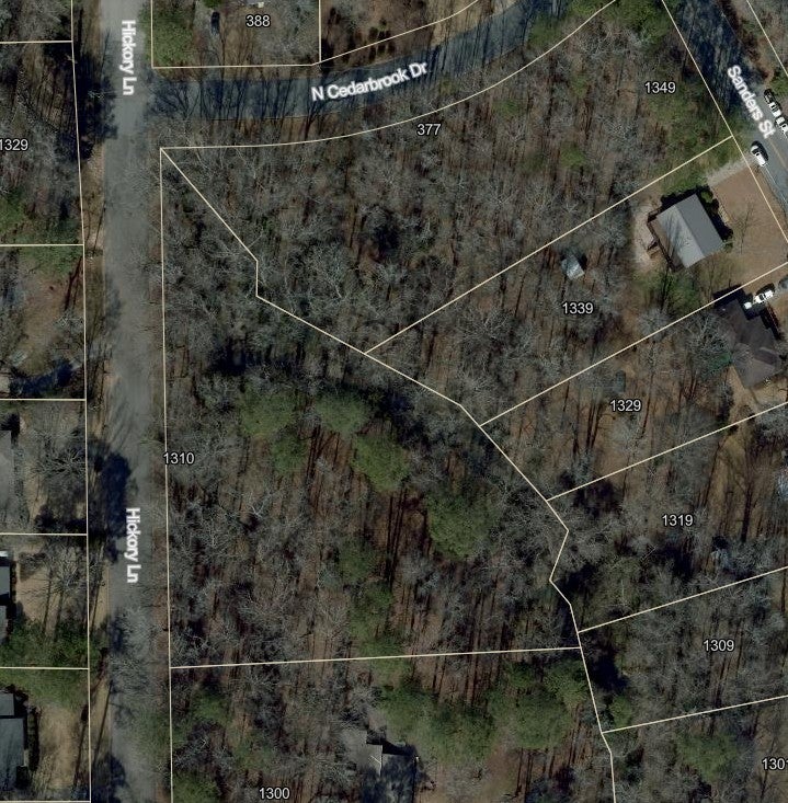 1310 HICKORY Lane