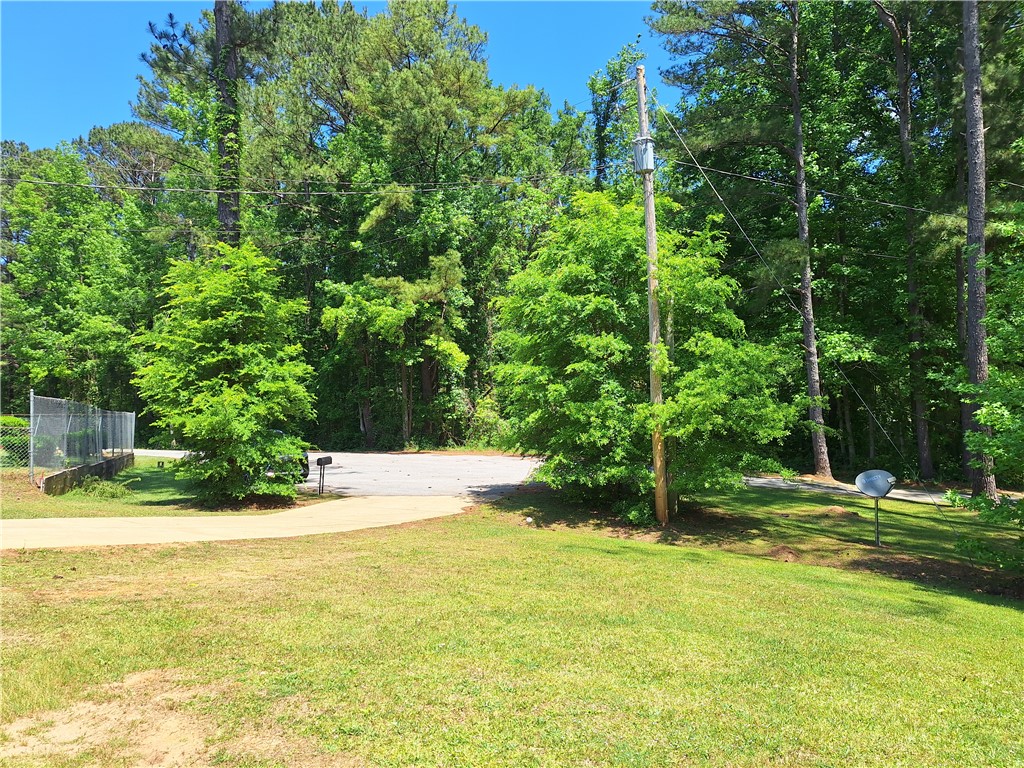 806 SPRINGFIELD Circle