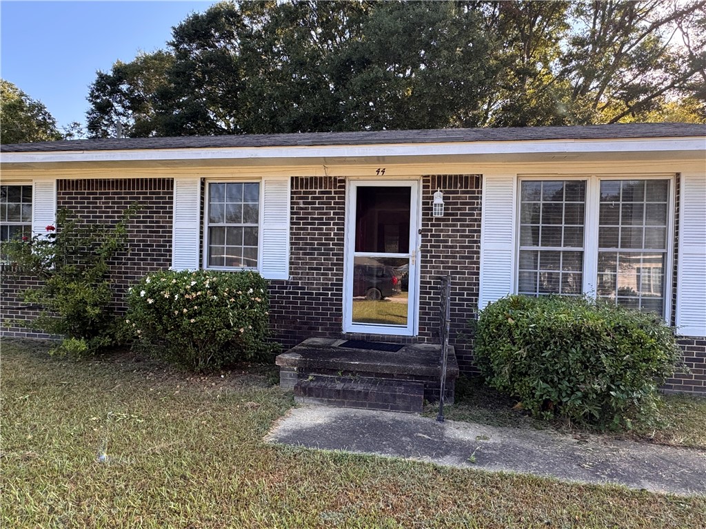 44 W COLLEGE Street N