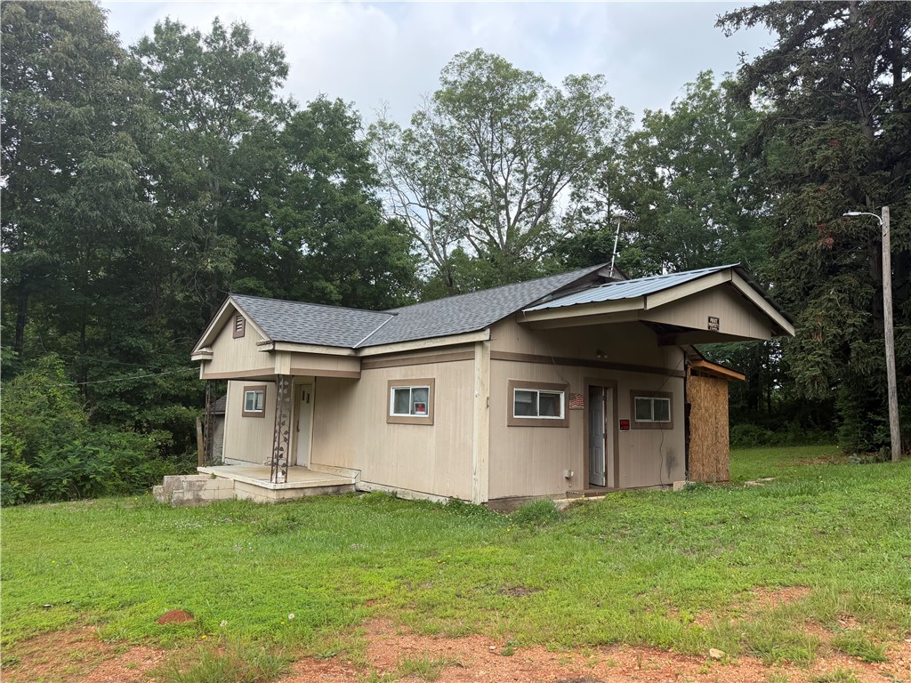 2092 SANDERS Road