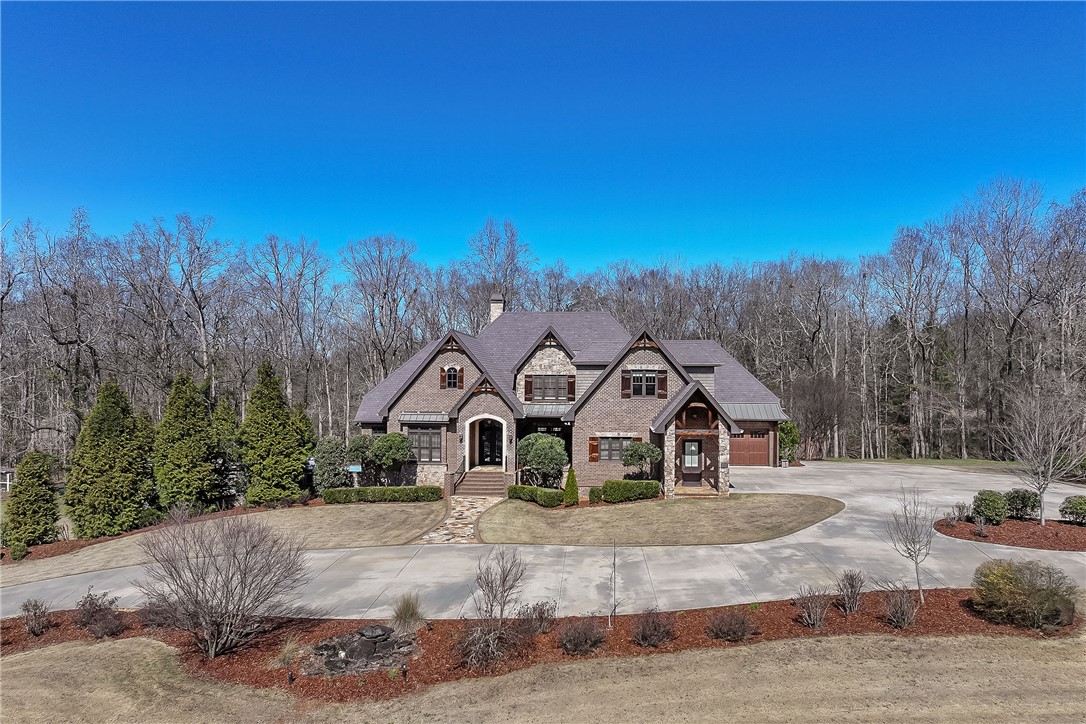 Auburn, Alabama, 36830, United States, 7 Bedrooms Bedrooms, ,10 BathroomsBathrooms,Residential,Active,2021280