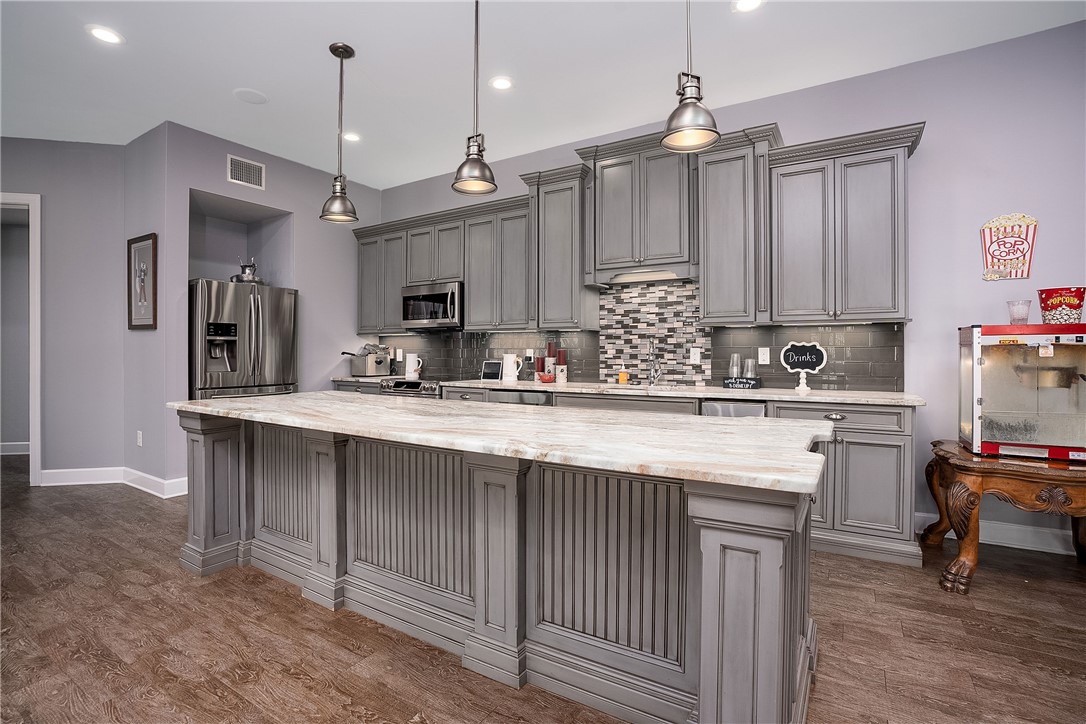 Auburn, Alabama, 36830, United States, 7 Bedrooms Bedrooms, ,10 BathroomsBathrooms,Residential,Active,2021280