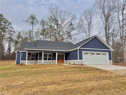 Photo of 41 GLENHAVEN, Phenix City, AL 36869 (MLS # 178161)