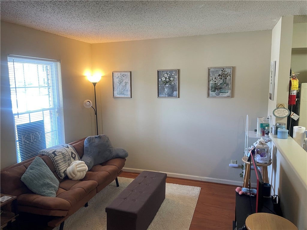 Photo of 1761 WIRE Road #8-5, Auburn, AL 36830 (MLS # 181772)