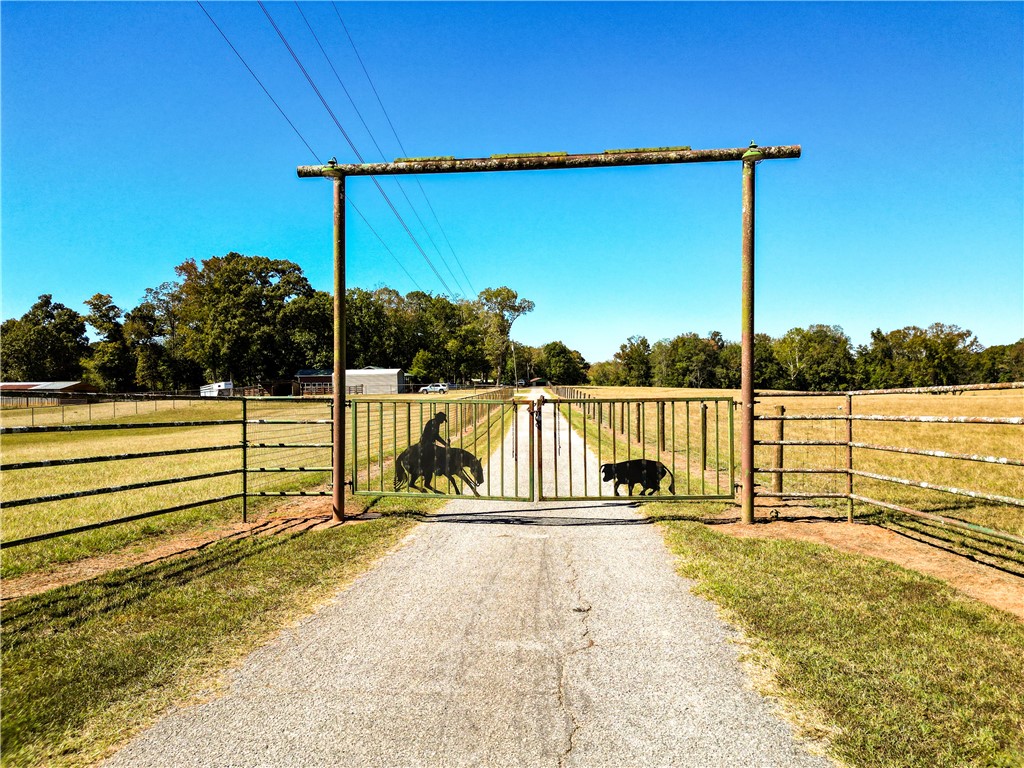 186 BEECH SPRINGS Road