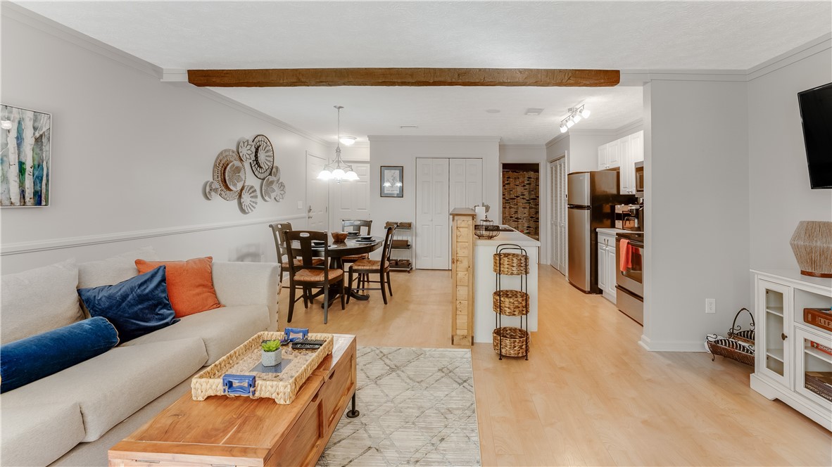 741 LAKEVIEW Ridge 306