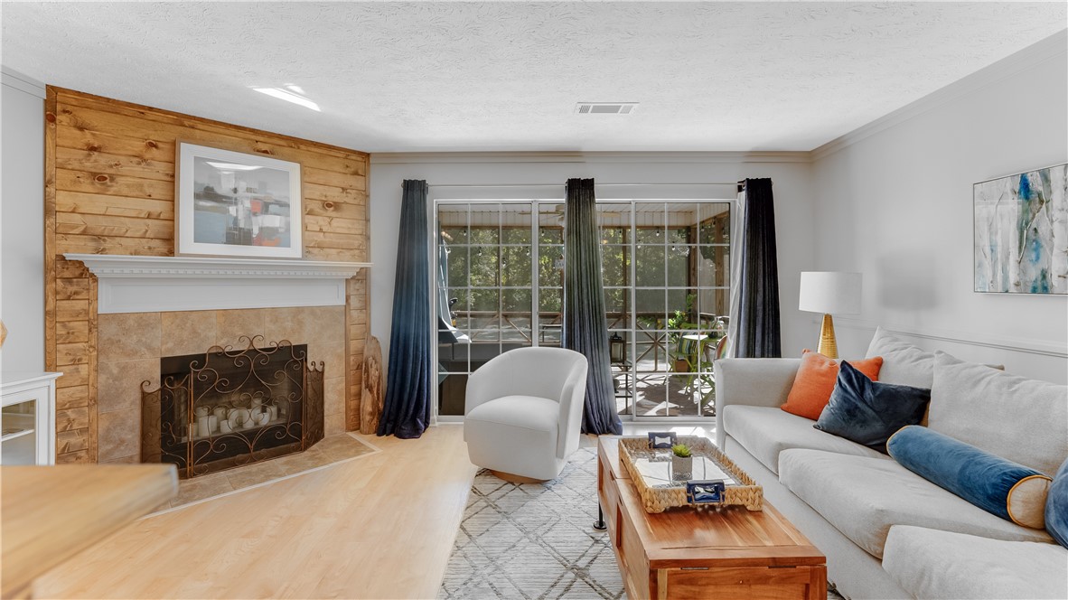 741 LAKEVIEW Ridge 306