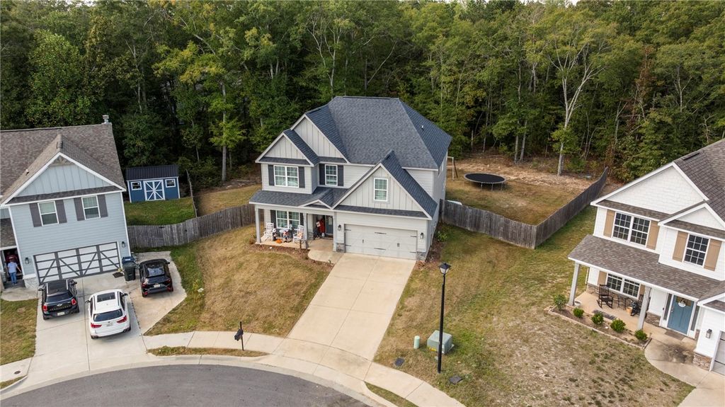 Photo of 4168 MARA VISTA Drive, Auburn, AL 36832 (MLS # 177161)