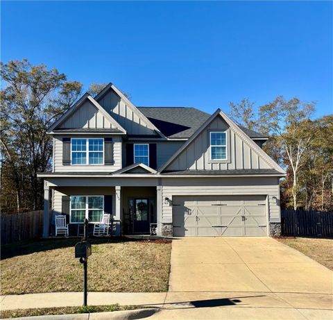 Photo of 4168 MARA VISTA Drive, Auburn, AL 36832 (MLS # 177161)