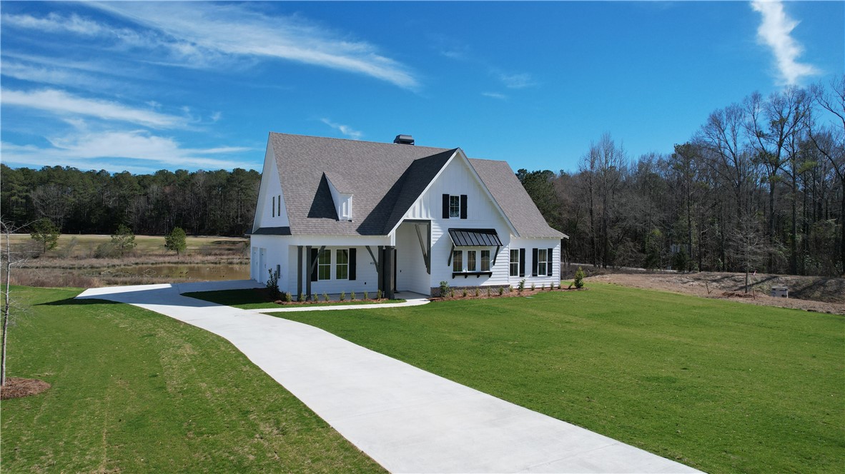 017 HUNTERS HILL Lane