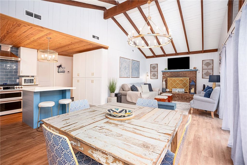 Photo of 502 DRIFTWOOD Drive, Jacksons Gap, AL 36861 (MLS # 177182)