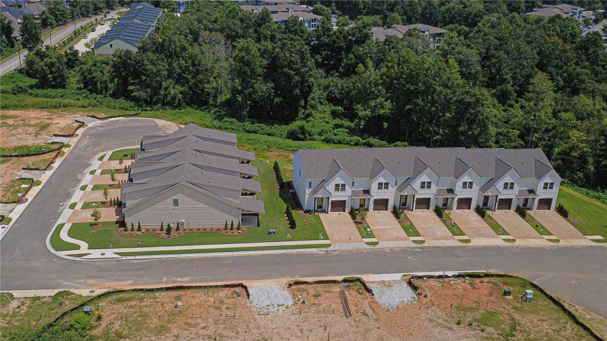 262 SPENCE NOLEN Place