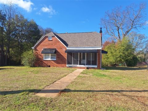 5207 23RD Boulevard Valley AL 36854
