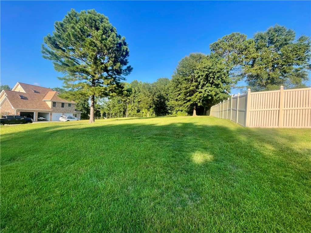 118 COACHMANS Drive