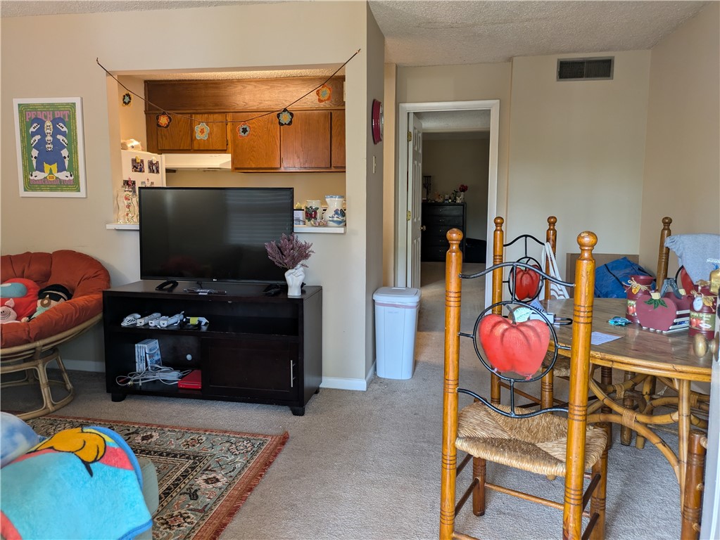 164 E University Drive