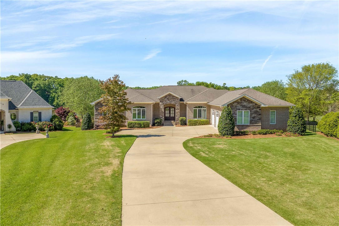 2904 STONYBROOK Road