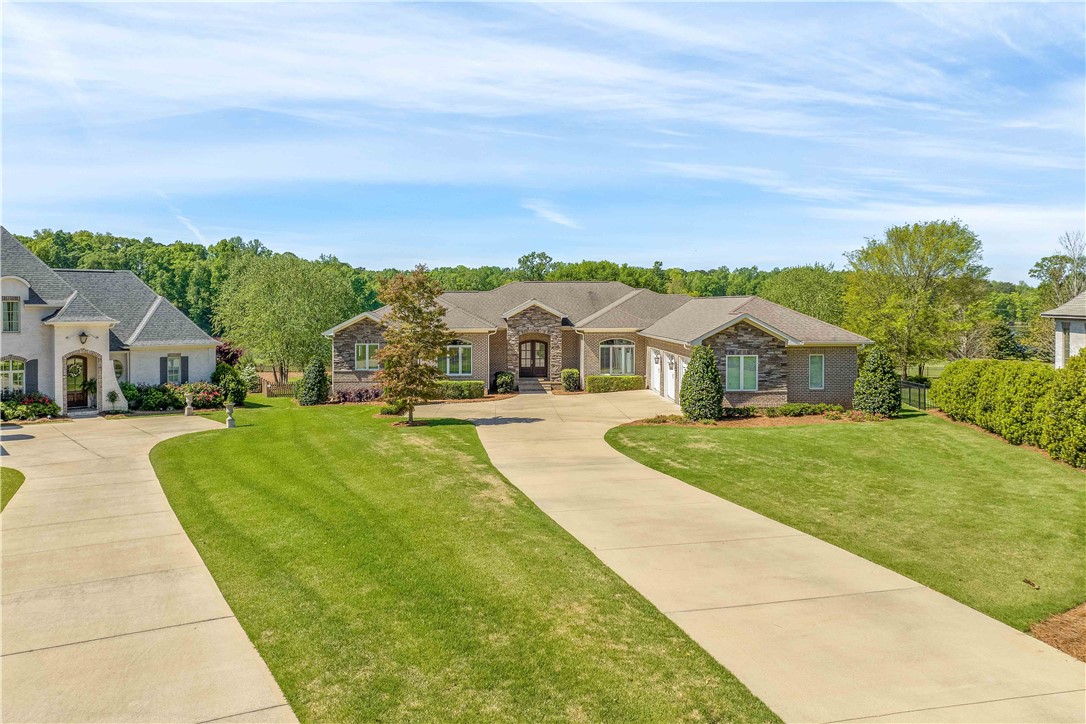 2904 STONYBROOK Road