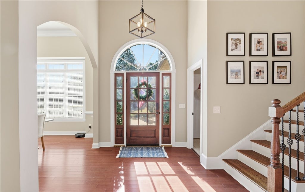 Photo of 1808 ROANOKE Lane, Auburn, AL 36830 (MLS # 182476)