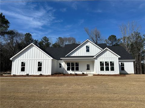 Photo of 803 LEE ROAD 240, Salem, AL 36874 (MLS # 178450)