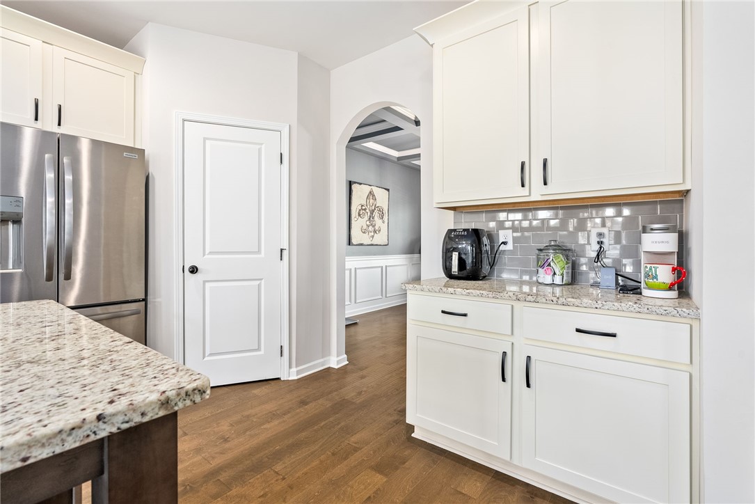 Opelika, Alabama 36804, United States, 5 Bedrooms Bedrooms, ,3 BathroomsBathrooms,Residential,Active,159920