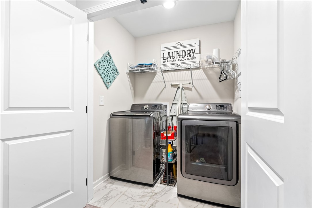 Opelika, Alabama 36804, United States, 5 Bedrooms Bedrooms, ,3 BathroomsBathrooms,Residential,Active,159920