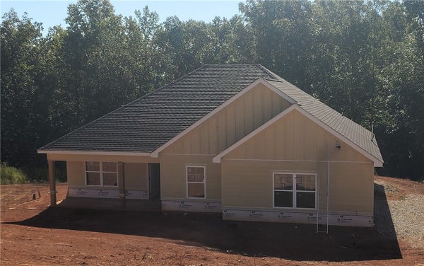 552 LEE ST, OPELIKA, AL 36801 - Image 40d647364017e5a193c6adbb1e43eeda/2566448833